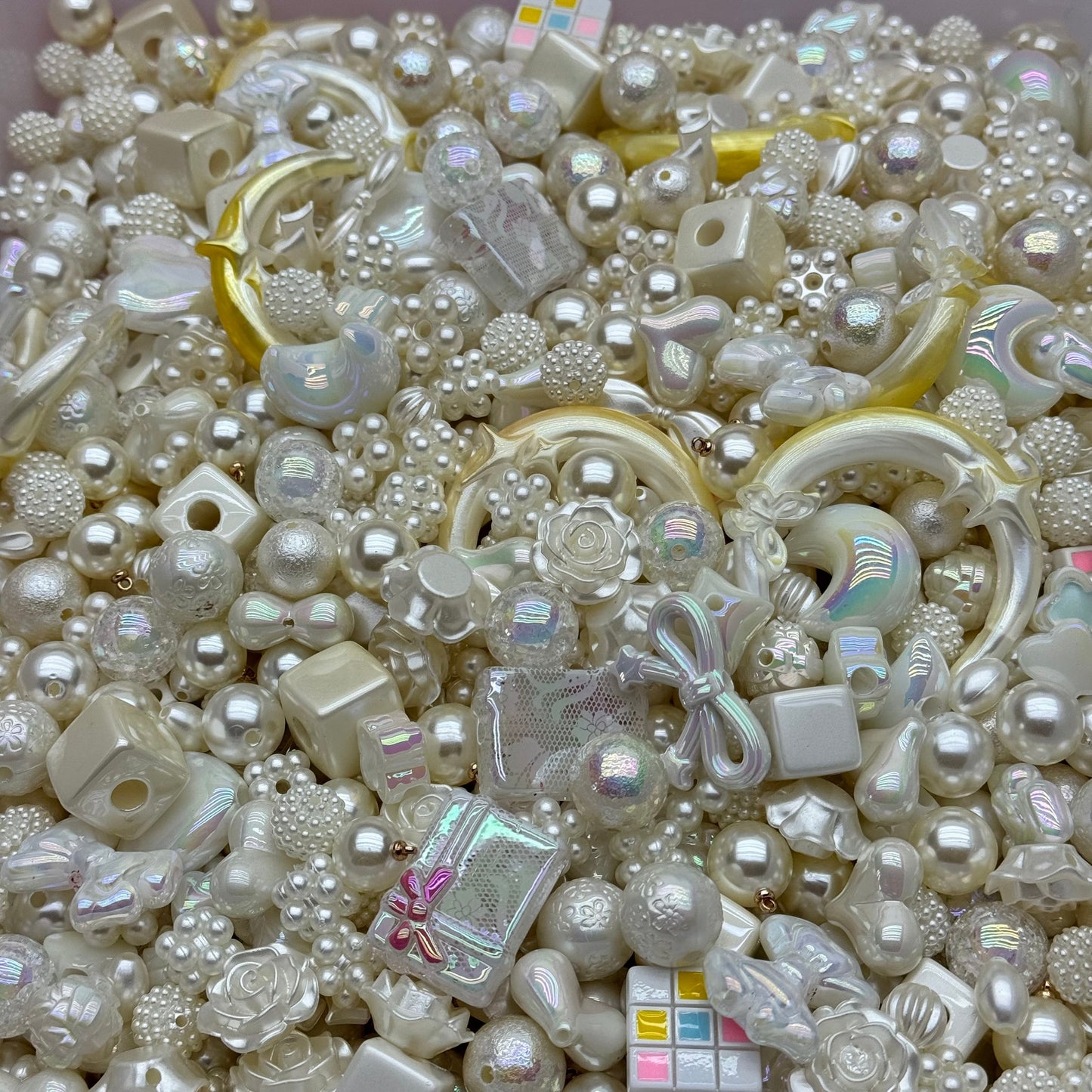 Acrylic beads – Pearls for beadable pens, keychains, phone chains